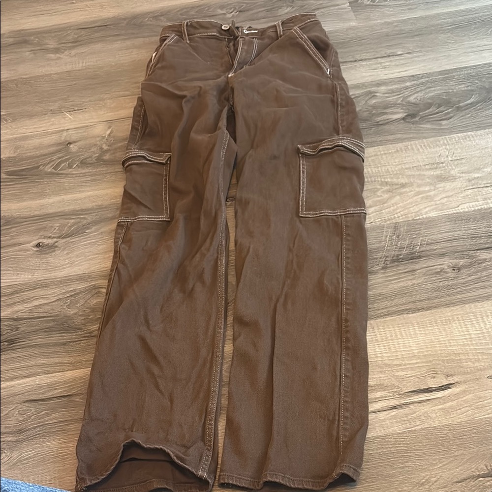 Hollister Brown Cargo Pants with Durable Fabric